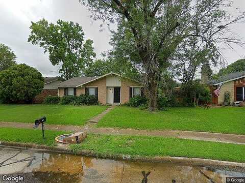 Woodcastle, GARLAND, TX 75040