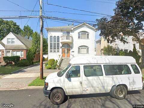 260Th, FLORAL PARK, NY 11001