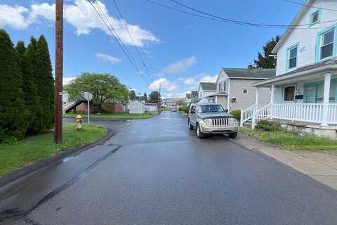Mary, THROOP, PA 18512