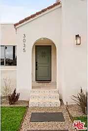 At The &Quot;T&Quot; Of Franklin And Kingsle, Los Angeles, CA 90018