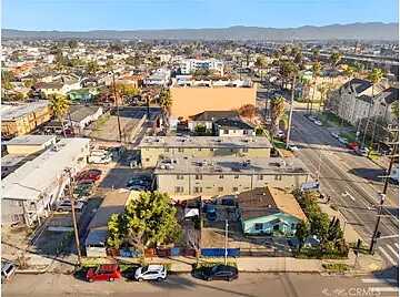 Between Pico And Olympic And West Of Beverwil, Los Angeles, CA 90044