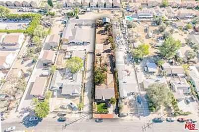 Between Pico And Olympic And West Of Beverwil, Los Angeles, CA 90067