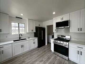 Bonita Terrace &Amp; Pinehurs, Los Angeles, CA 90025