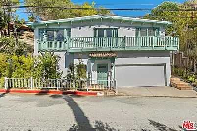 Coldwater/Mulhollan, Los Angeles, CA 90049