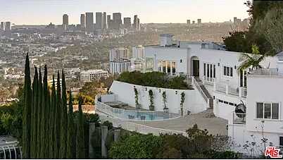 E 4Th S, Los Angeles, CA 90069