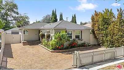 E Of White Oaks, W Of Encino, N Of Victory, S Of, Los Angeles, CA 90043