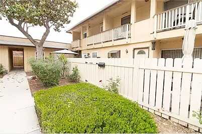 East Of Balboa; South Of Ventur, Los Angeles, CA 90061