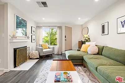 East Of Balboa; South Of Ventur, Los Angeles, CA 90065