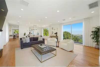 Franklin &Amp; Kenmor, Los Angeles, CA 90068