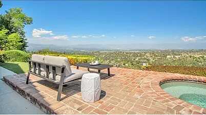 Hazeltine Av, Los Angeles, CA 90046