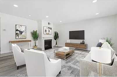 Hazeltine Av, Los Angeles, CA 90062