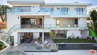 Hazeltine Av, Los Angeles, CA 90077