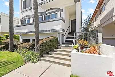 Huston Street &Amp; Haskell Av, Los Angeles, CA 90025