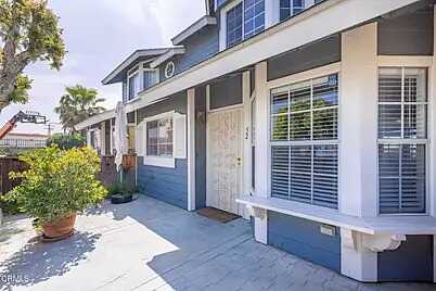 North Of Santa Susanna, West Of Topanga Cy, Los Angeles, CA 90005