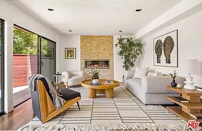 Resevoi, Los Angeles, CA 90068