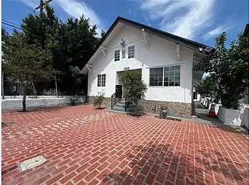 South Of Santa Monica Blvd On Sawtelle Blv, Los Angeles, CA 90037