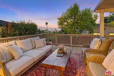 South Of Valley Vist, Los Angeles, CA 90026