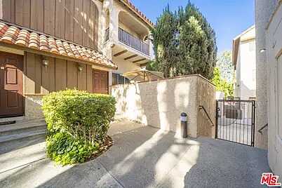 Tampa Av, Los Angeles, CA 90017
