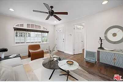 Tampa Av, Los Angeles, CA 90038