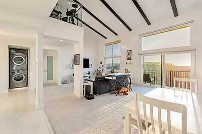Viginia Ave And Wilton P, Los Angeles, CA 90077