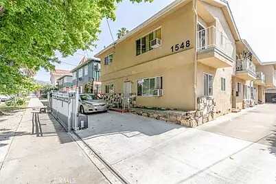 W Albion And W Galwa, Los Angeles, CA 90027