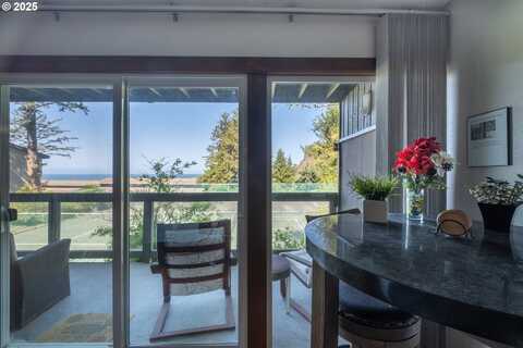 301 OTTER CREST LOOP, Otter Rock, OR 97369