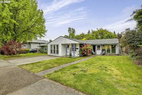 2217 A ST, Forest Grove, OR 97116