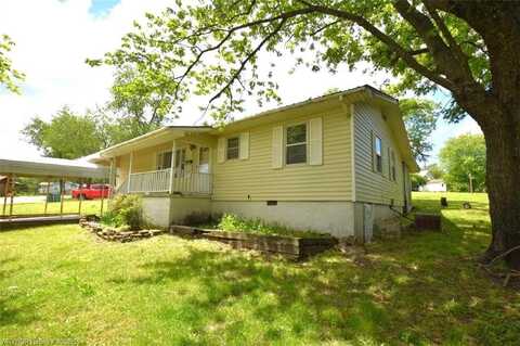 1126 S 2nd ST, Stilwell, OK 74960