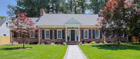 112 Parkway Drive, Newport News, VA 23606