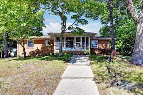 3631 Lighthouse Lane, Hayes, VA 23072