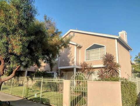 4111 Poplar St, San Diego, CA 92105
