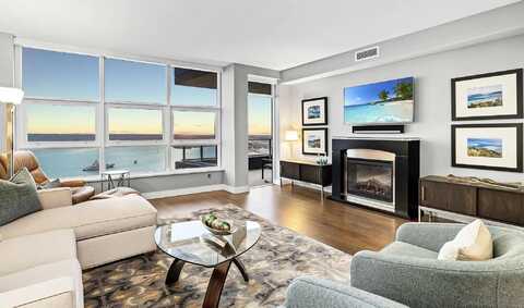 1325 Pacific Hwy, San Diego, CA 92101