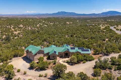 9 Canon Escondido, Sandia Park, NM 87047