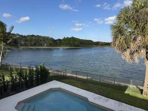10577 Santa Laguna Drive, Boca Raton, FL 33428