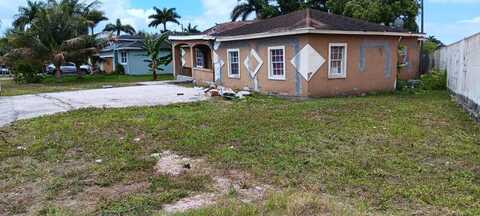 542 SE 6th Drive, Belle Glade, FL 33430