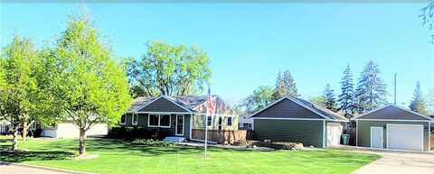 7917 30th Avenue N, Crystal, MN 55427
