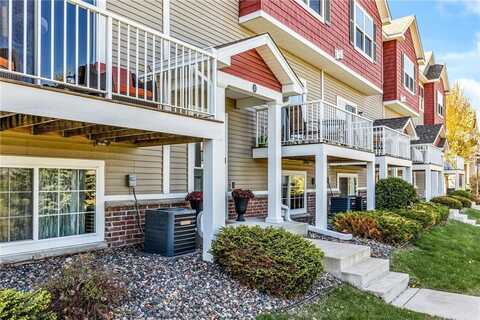 1806 Colonial Lane, Chanhassen, MN 55317