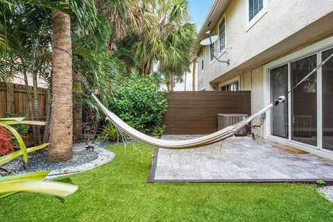 350 SW 8th Street, Boca Raton, FL 33432
