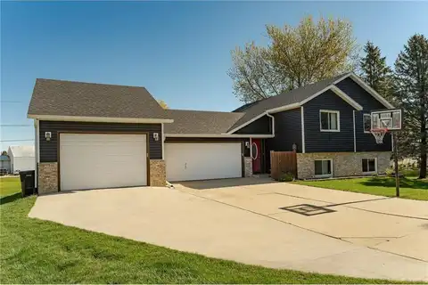 192 Harrison Avenue SE, Racine, MN 55967