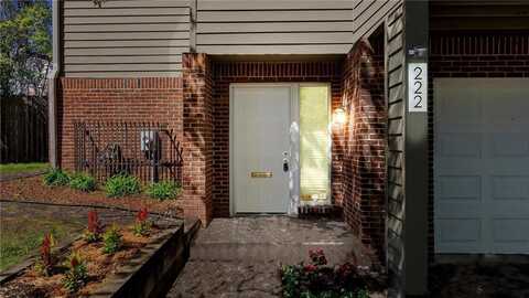 222 Groveland Avenue, Minneapolis, MN 55403