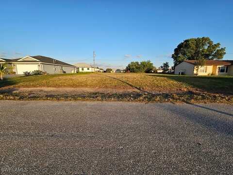 1713 NE 7th Avenue, Cape Coral, FL 33909