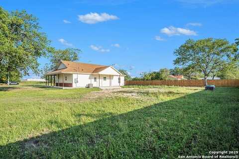 1615 N Guadalupe, Seguin, TX 78155
