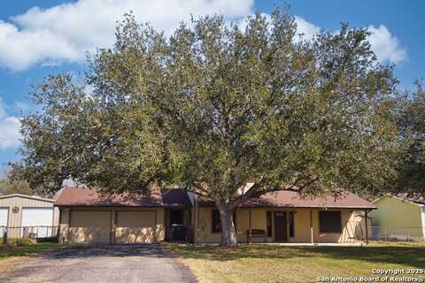 146 Lake Meadows Rd, Mathis, TX 78368