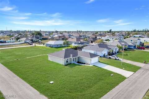 2121 NW 2nd Avenue, Cape Coral, FL 33993