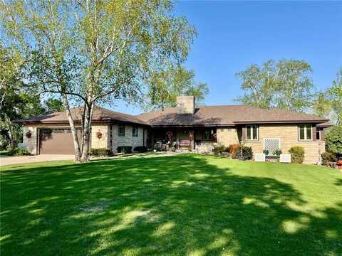 579 Park Avenue W, Ortonville, MN 56278