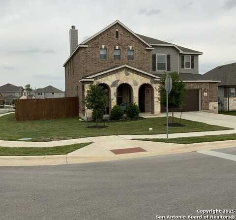 101 Redcliff Path, Kyle, TX 78640