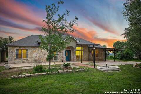 766 County Road 2651, Rio Medina, TX 78066