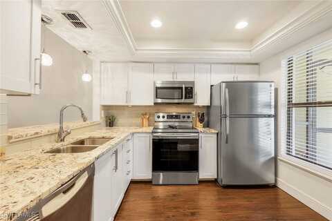 8336 Charter Club Circle, Fort Myers, FL 33919