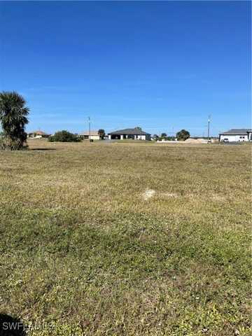 4107 NW 36th Lane, Cape Coral, FL 33993