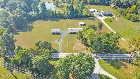 Lantana, CROSSVILLE, TN 38572